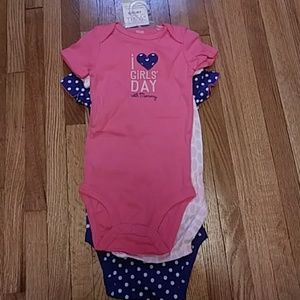 Carter's 3pc bodysuit for baby